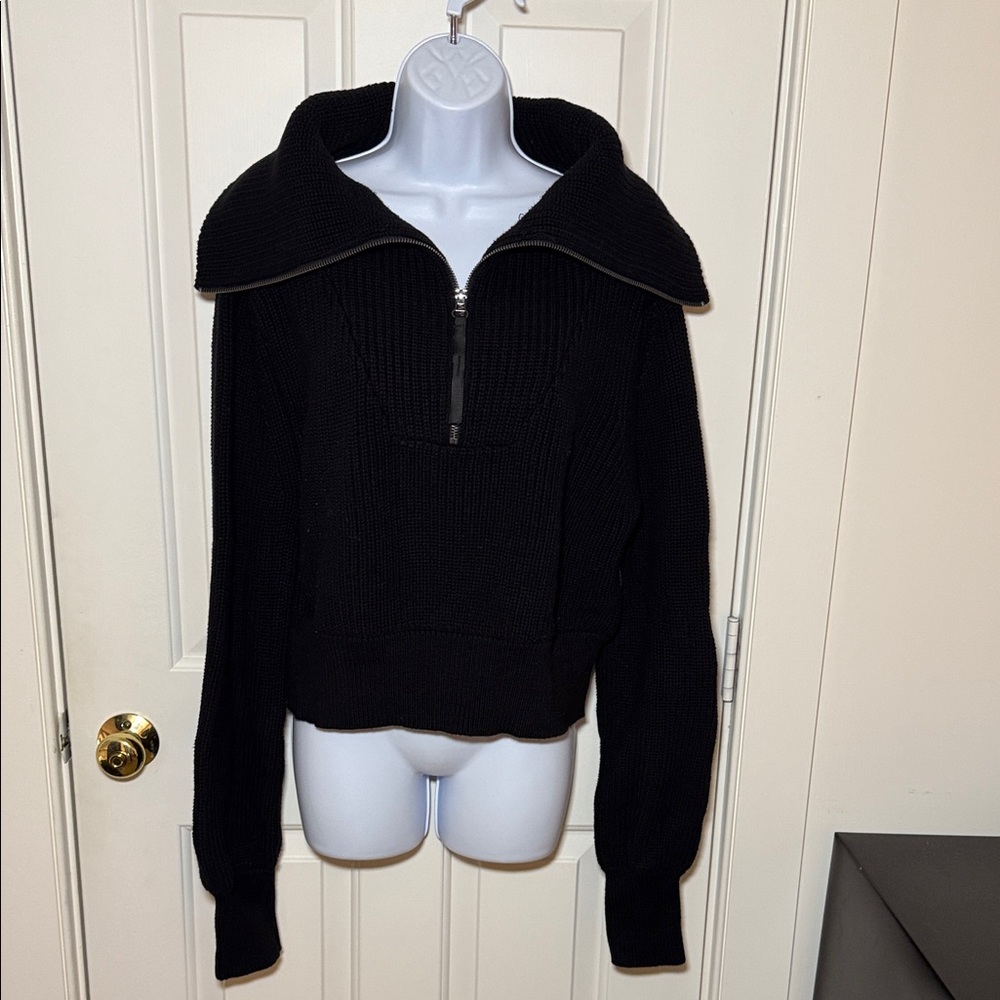 Varley Black Quarter-Zip Turtleneck Sweater